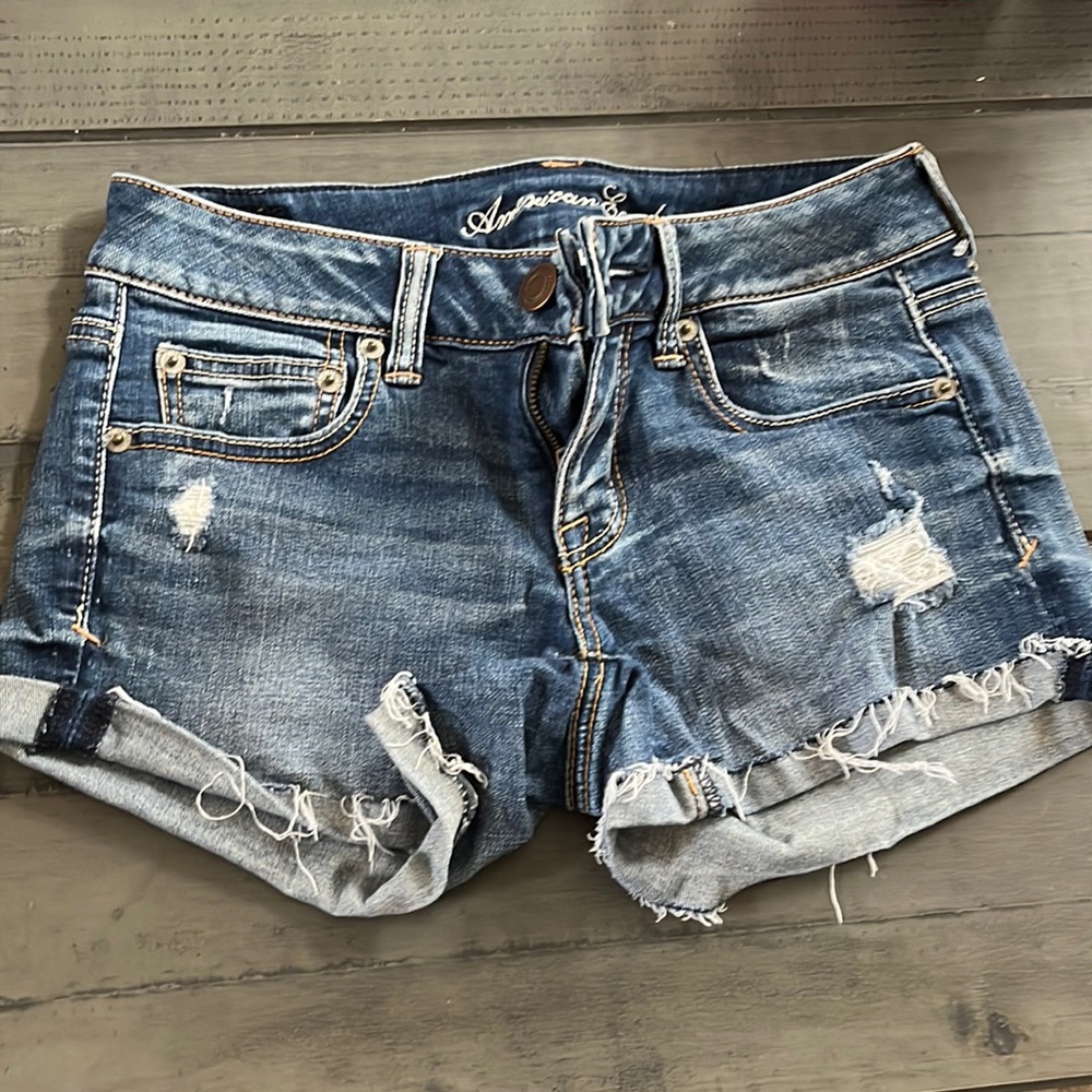 American Eagle size 4 cut off jean shorts